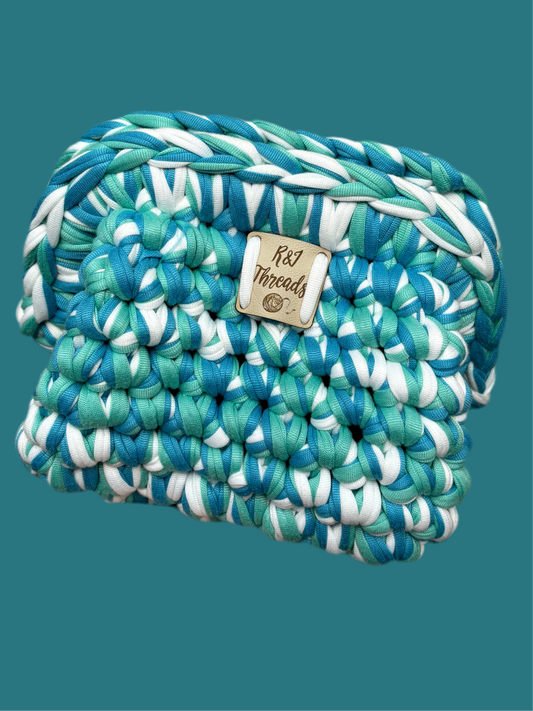 Mini Cove Clutch